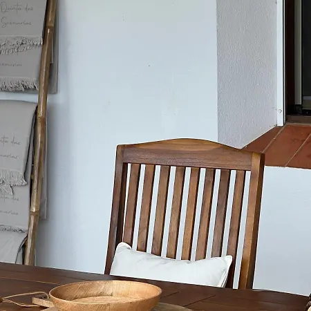 Semesterbostad Rosa *