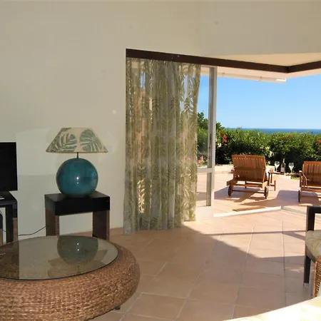 Dom wakacyjny Vila Rosa - Private Swimming Pool With Sea View *